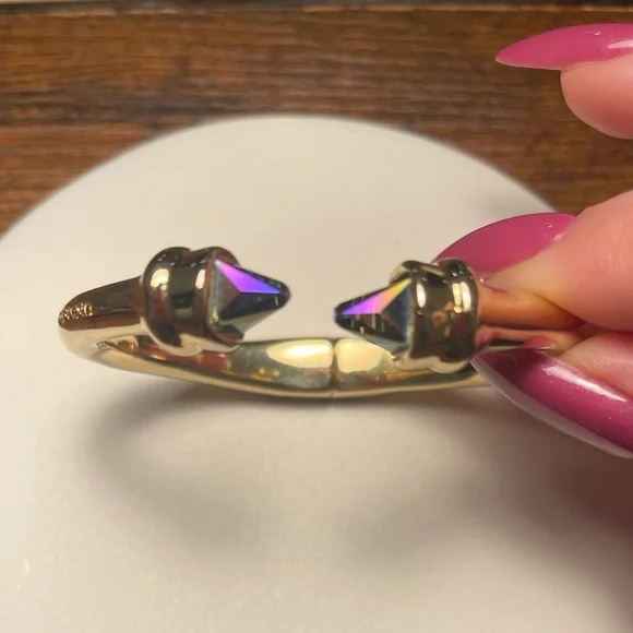 Gold UNOde50 BRACELET - Picture 2 of 5